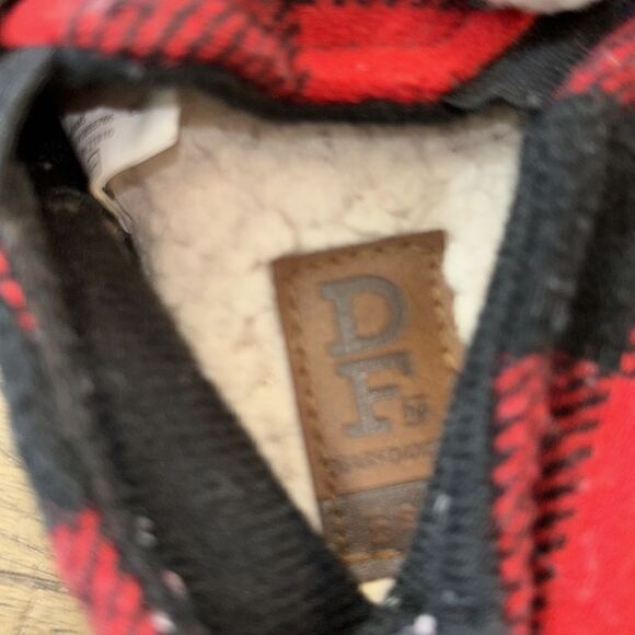 Lil Bear 🐻 Nonslip Warm Cozy DearFoam Slippers for your wee one ☝️ like new - Picture 11 of 16